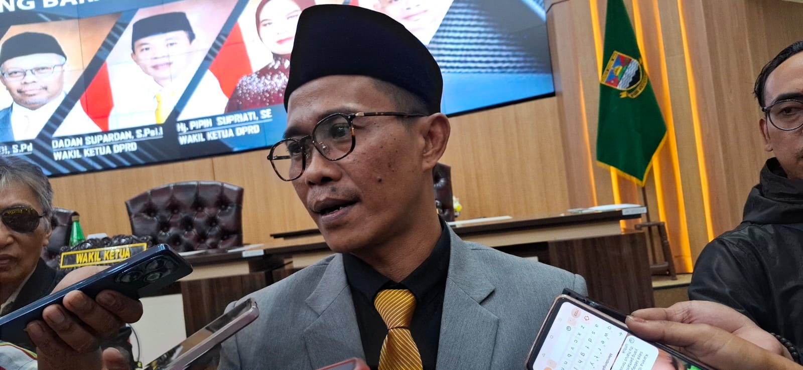 Dilantik Sebagai Anggota Dewan PAW Bandung Barat, Asep Miftah Sopian Akan Lanjutkan Perjuangan Mendiang Lili Suheli